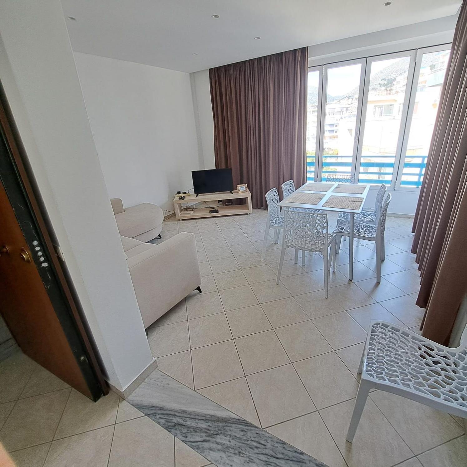 Apart-Hotel Alvi Sarandë Exterior foto